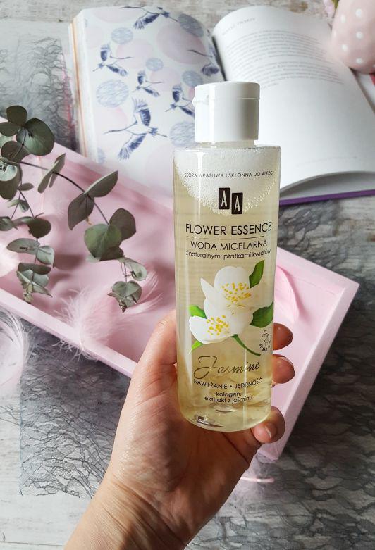 AA Flower Essence, Woda micelarna z naturalnymi płatkami kwiatów, Jasmine