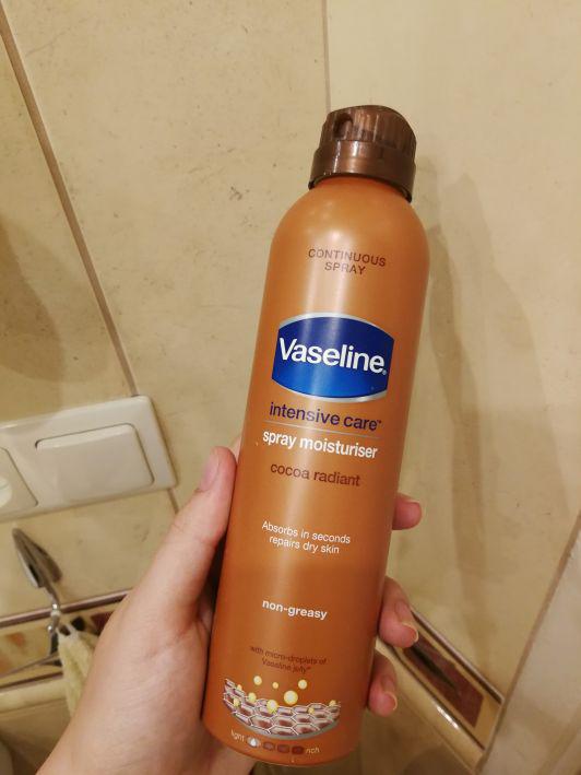 Vaseline Intensive Care, Balsam do ciała w sprayu, Cocoa Radiant