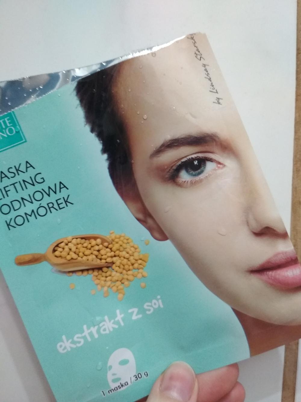 akcja denkowanie! grudzień - kosmetyki w świątecznych opakowaniach i świątecznych kolorach 🎄❄️⛄🎀🎁🎅