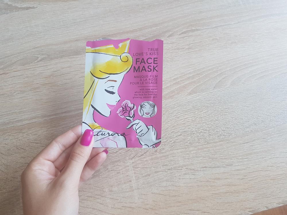 akcja denkowanie! grudzień - kosmetyki w świątecznych opakowaniach i świątecznych kolorach 🎄❄️⛄🎀🎁🎅