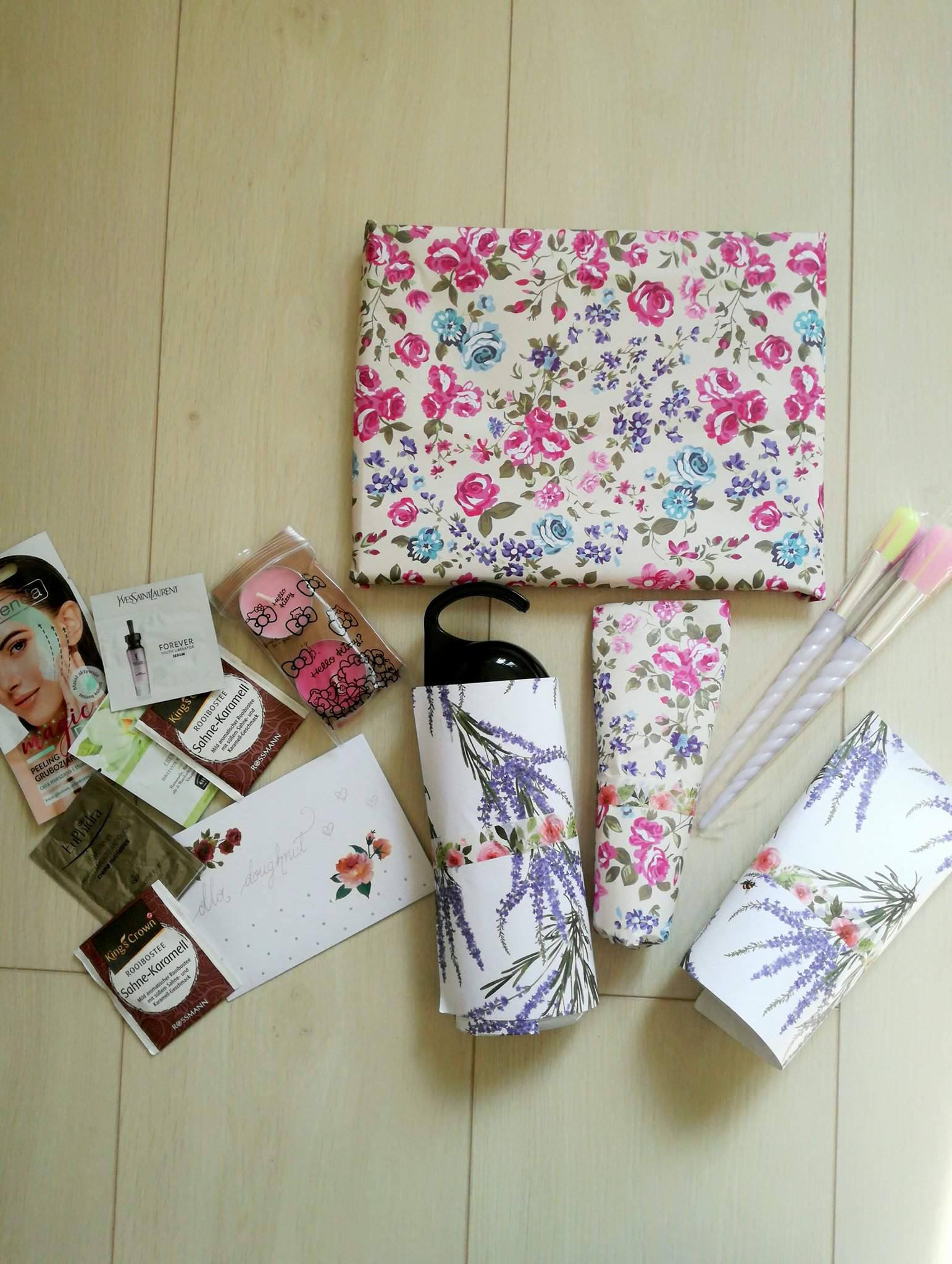 ✩ Kalendarz urodzinowy Clouders ✩