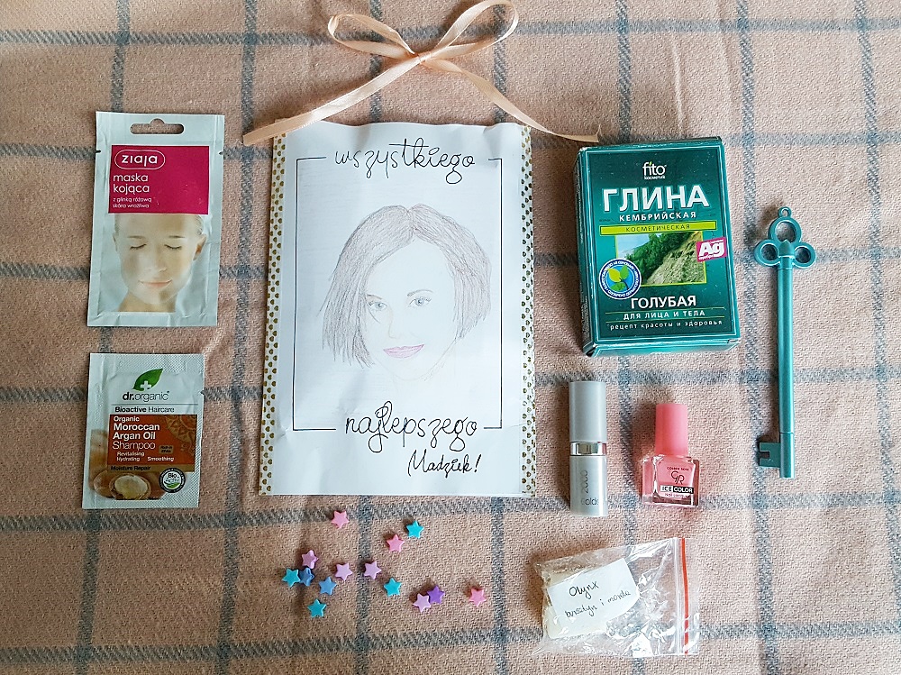 ✩ Kalendarz urodzinowy Clouders ✩