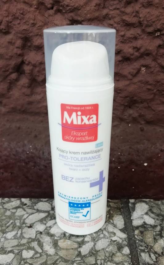 kosmetyki kremy do twarzy na dzien mixa