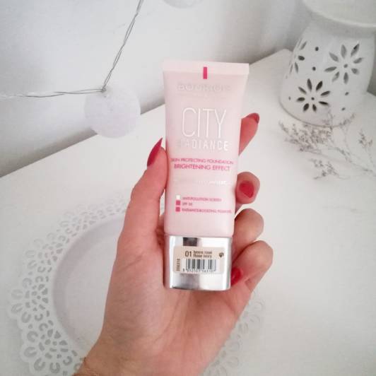 Bourjois City Radiance podkład 01 ivory rose
