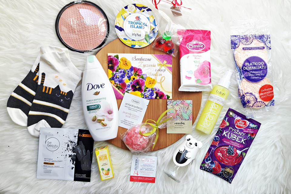 ✩ Kalendarz urodzinowy Clouders ✩