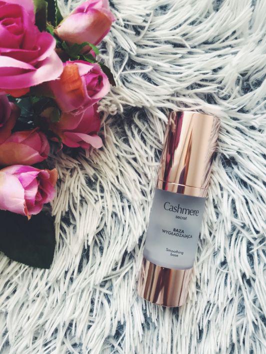 Cashmere baza pod makijaz wygładzająca 