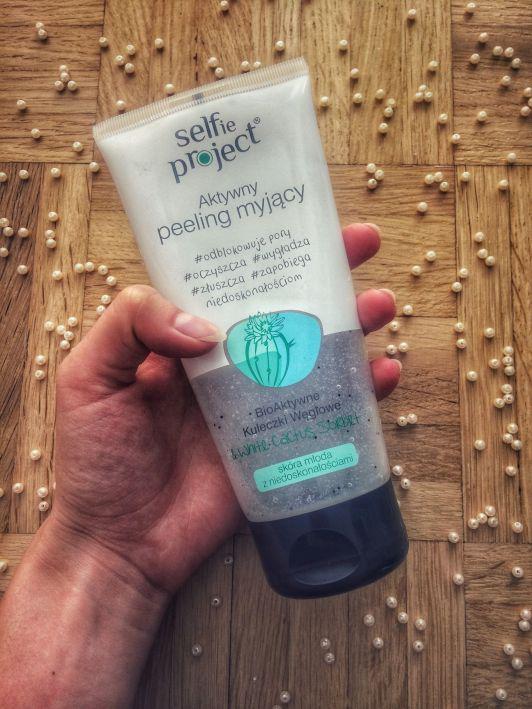 Selfie Project Peeling do twarzy, Aktywny, Myjący, BioAktywne kuleczki węglowe, Skóra młoda z niedoskonałościami