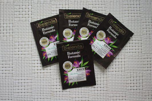 Bielenda Botanic Formula, Krem do twarzy, Nawilżający, Olej z konopi + szafran
