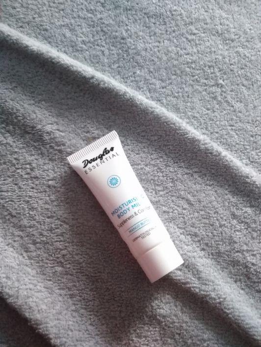 Douglas Moisturising Body milk masło mango