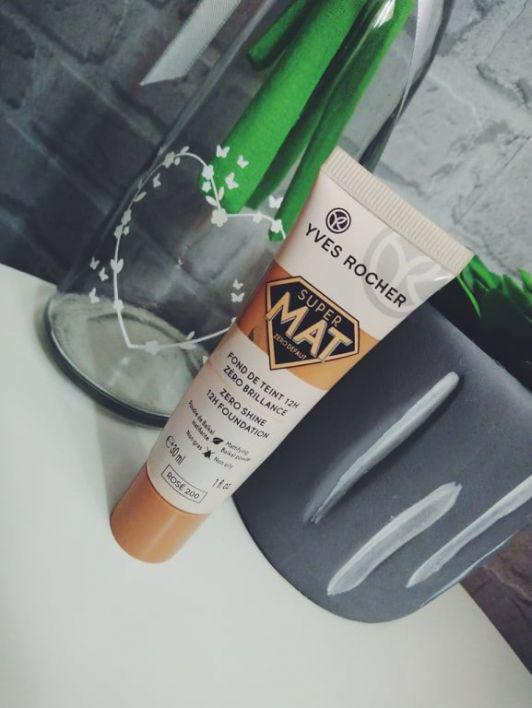 Yves Rocher Podkład matujący Super Mat Zero Default - Zero błyszczenia, kolor Rose 200