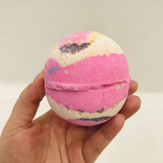 LUSH Kula do kąpieli, Marshmallow World