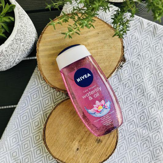 Nivea Żel pod prysznic z perełkami olejku, Waterlilly & Oil