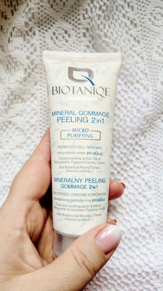 Peeling do twarzy 2w1 mineralny Biotaniqe 