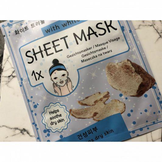 Maseczka w płacie action