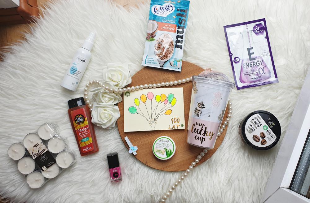 ✩ Kalendarz urodzinowy Clouders ✩