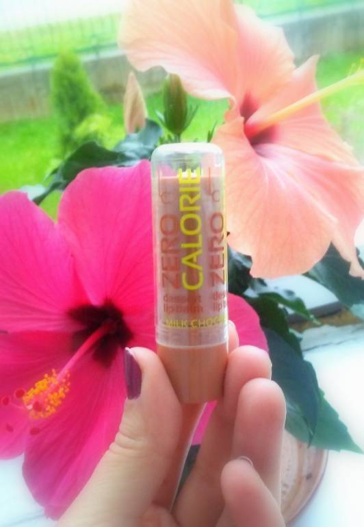 kosmetyki blyszczyki szminki pomadki laura conti