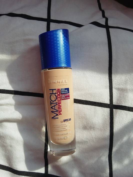 rimmel match perfection podklad do twarzy nr 010 light porcelain