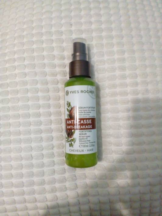 Ochronne serum do łamliwych włosów Yves Rocher ️