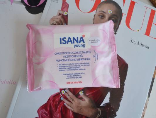 Isana Young chusteczki oczyszczające 