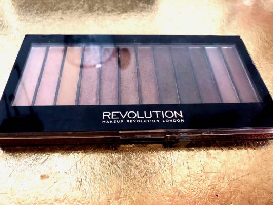 Makeup Revolution paleta cieni, Iconic 3 12 cieni