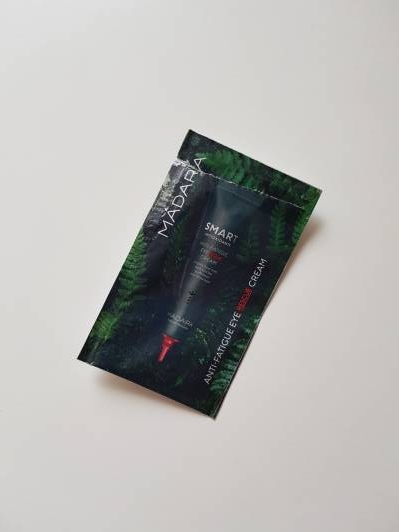 Krem pod oczy próbka 