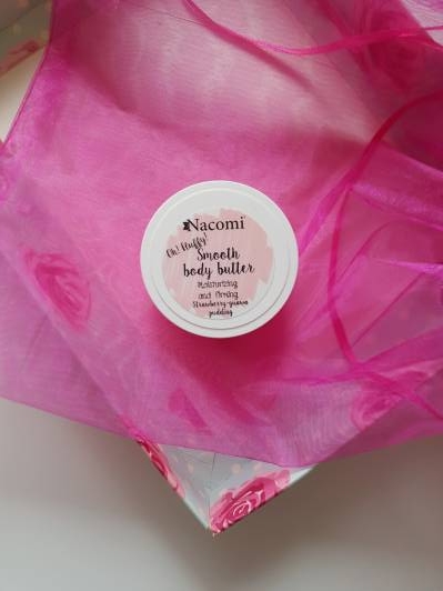 Nacomi Balsam do ciała o zapachu truskawki i guawy
