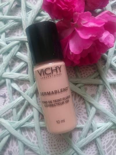 VICHY Laboratoires Dermablend, Podkład do twarzy korygujących. 