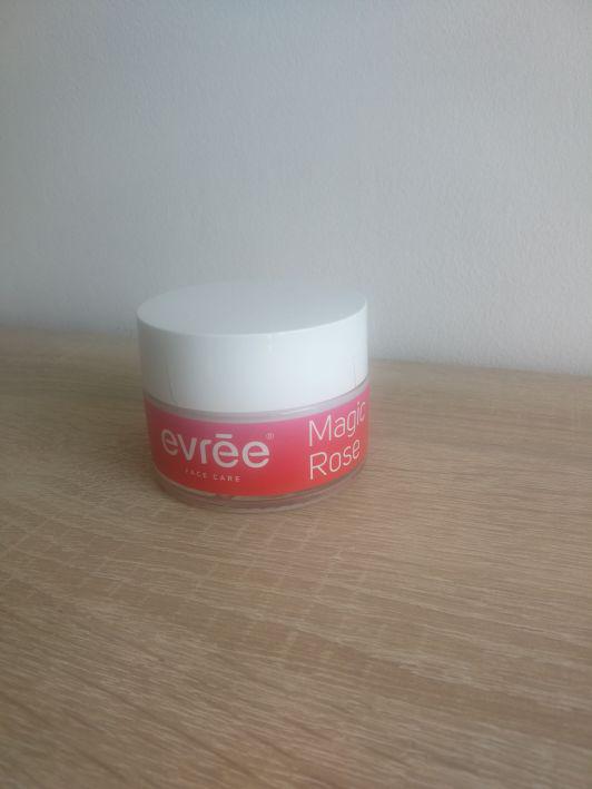 Evree Magic Rose, Krem do twarzy, Upiększający, 30+