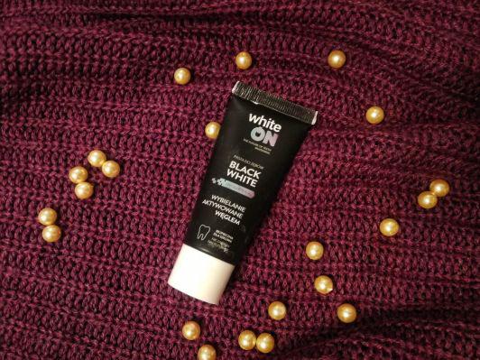WhiteON, Black White Antibacterial, Pasta do zębów `Wybielanie aktywowane węglem`