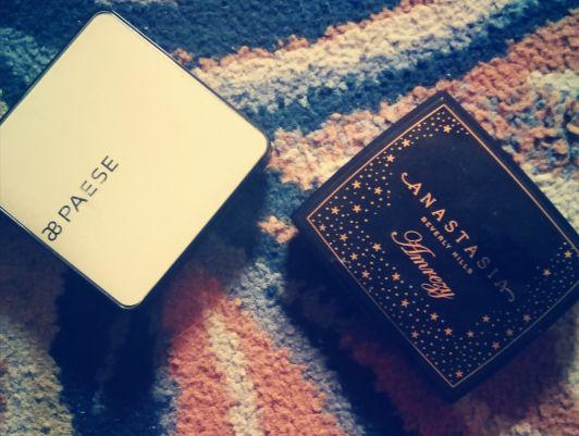 Anastasia Beverly Hills Rozświetlacz do twarzy, Amrezy