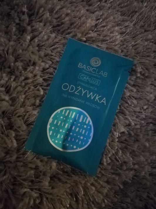 BasicLab Dermocosmetics Capillus, Odżywka na wypadanie włosów