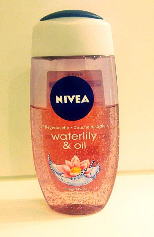 Nivea Żel pod prysznic z perełkami olejku, Waterlilly & Oil
