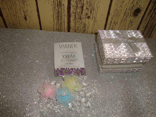 Vianek Krem do twarzy na dzień, Seria fioletowa, Wzmacniający