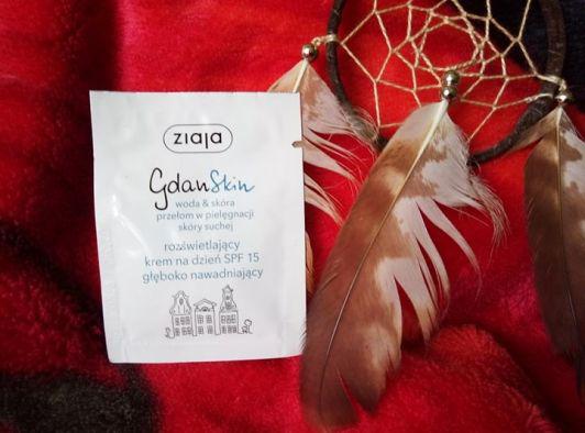 Ziaja GdanSkin, Krem do twarzy, Rozświetlający i głęboko nawadniający, Na dzień SPF 15