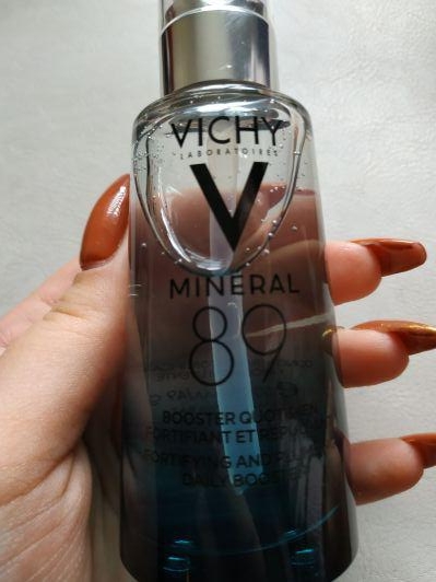 VICHY Laboratoires MINÉRAL 89, Booster nawilżająco-wzmacniający 