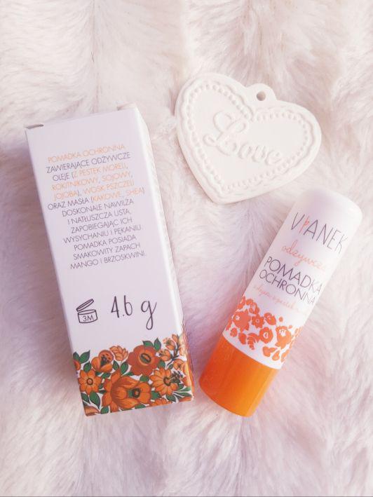 Vianek Pomadka ochronna do ust, Seria pomarańczowa, Odżywcza z olejem z pestek moreli