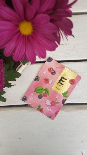 Frudia Maseczka w płachcie, Nawadniająco-uelastyczniająca, Malina