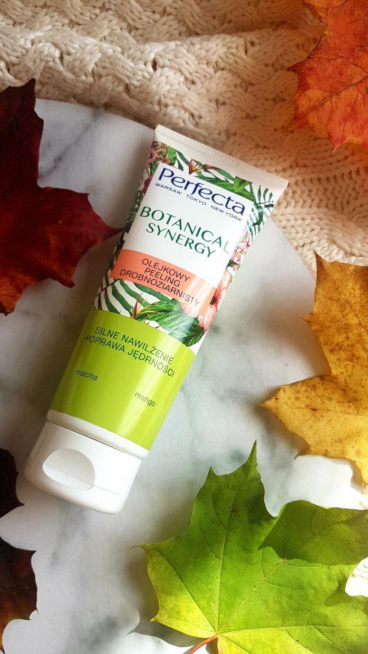 Perfecta Botanical Synergy, Peeling do ciała, Olejkowy, Drobnoziarnisty, Silne nawilżenie i poprawa jędrności, Matcha i mango