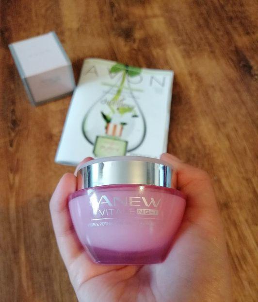 Avon Anew, Vitale, Krem do twarzy, Na noc 25+