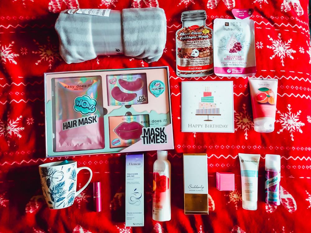 ✩ Kalendarz urodzinowy Clouders ✩