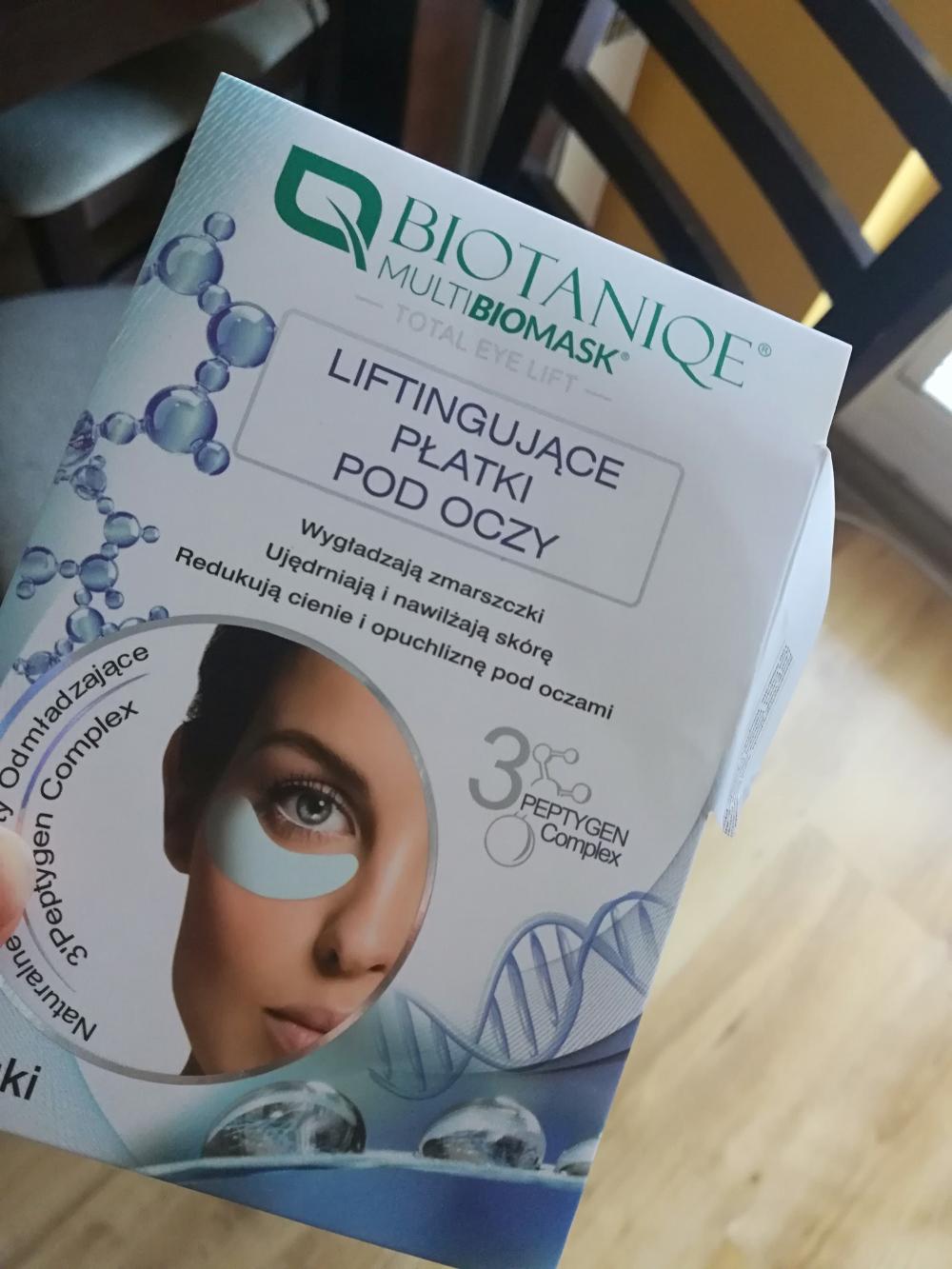 akcja denkowanie! grudzień - kosmetyki w świątecznych opakowaniach i świątecznych kolorach 🎄❄️⛄🎀🎁🎅