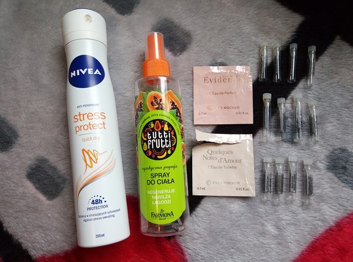 akcja denkowanie! grudzień - kosmetyki w świątecznych opakowaniach i świątecznych kolorach 🎄❄️⛄🎀🎁🎅