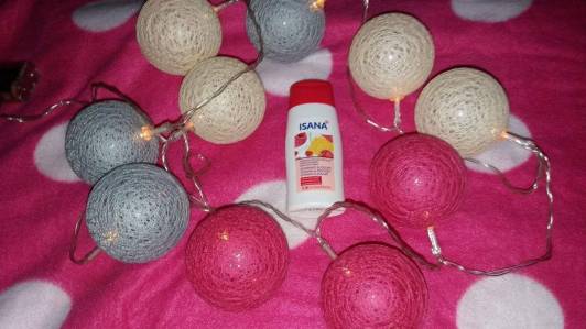 kosmetyki zele pod prysznic isana