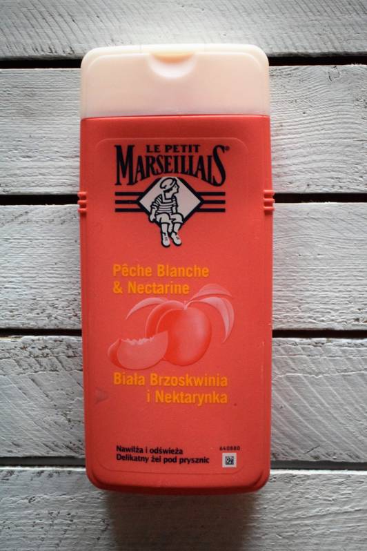 kosmetyki zele pod prysznic