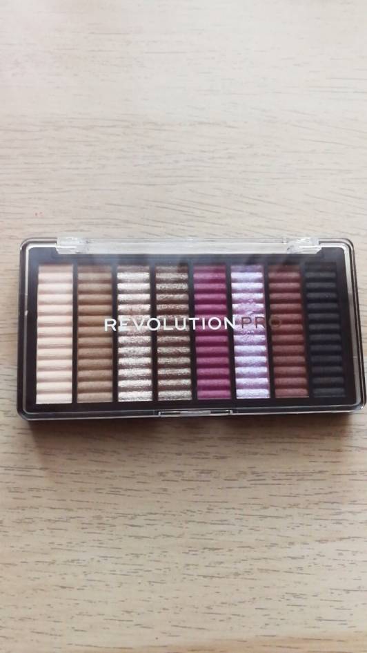Revolution Pro Supreme Eyeshadow Allure 