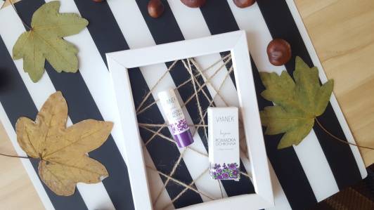 Vianek Pomadka ochronna do ust, Seria fioletowa, Kojąca z olejem sezamowym