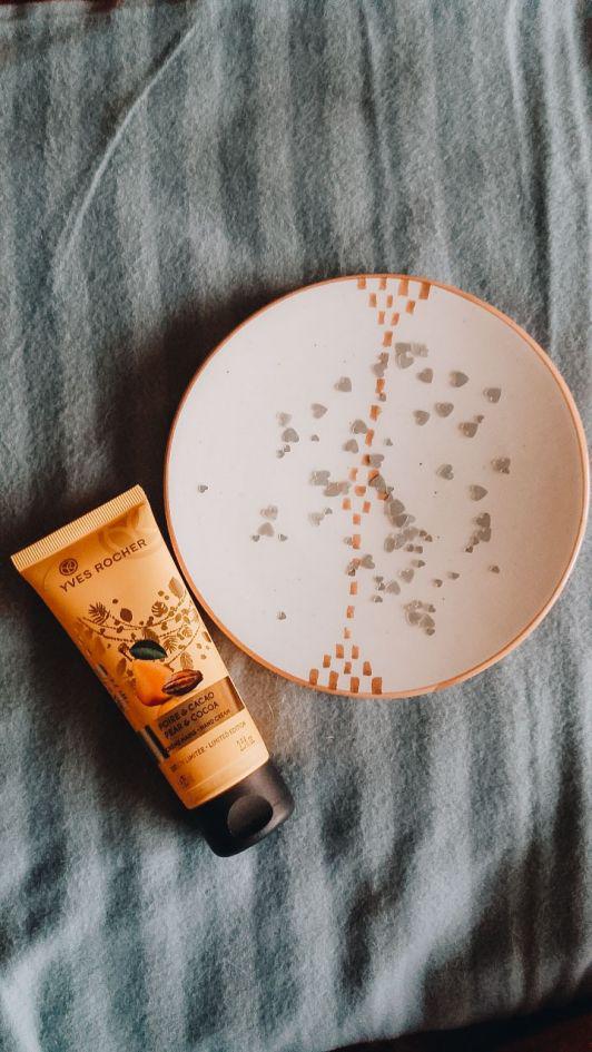 Yves Rocher Krem do rąk, Nawilżający, Gruszka z czekoladą, Edycja Limitowana