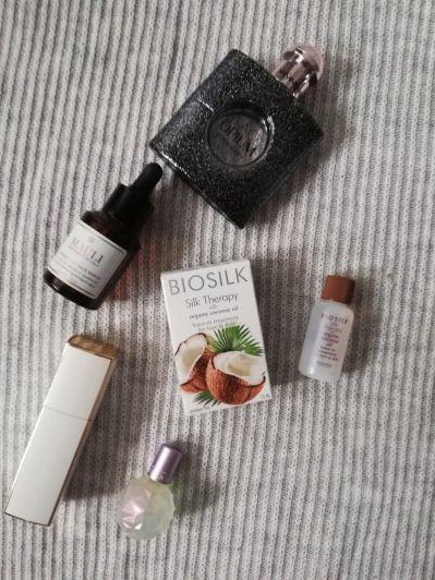 Biosilk Silk Therapy, regenerujący olejek z jedwabiem i kokosem