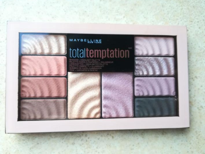 Maybelline Total Temptation, Paleta cieni do powiek i rozświetlaczy
