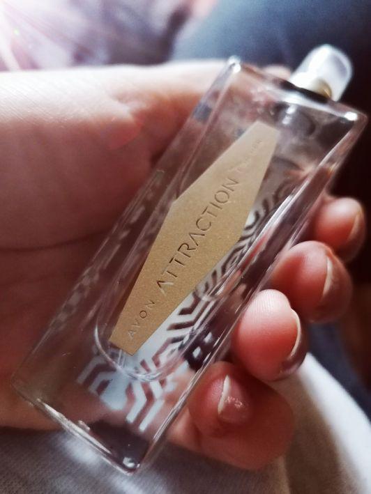 Avon Woda perfumowana, Attraction EDP